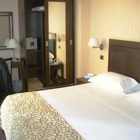Villafranca 4* Roma