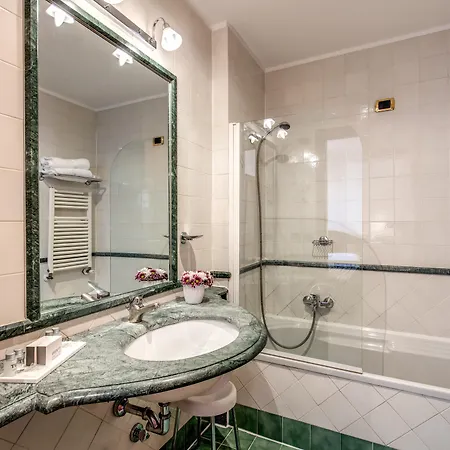 Hotell Villafranca 4*